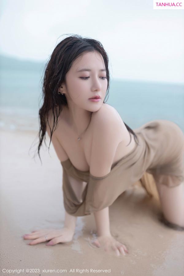 鱼子酱fish  [XiuRen]高清写真图 2023.08.25 No.7288 鱼子酱Fish 沙滩美腿第75张图片